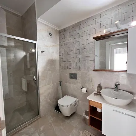 Riverside Life Apartament Larnaca
